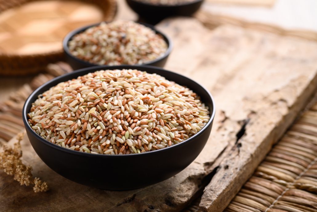 wholegrain rice in a bowl.